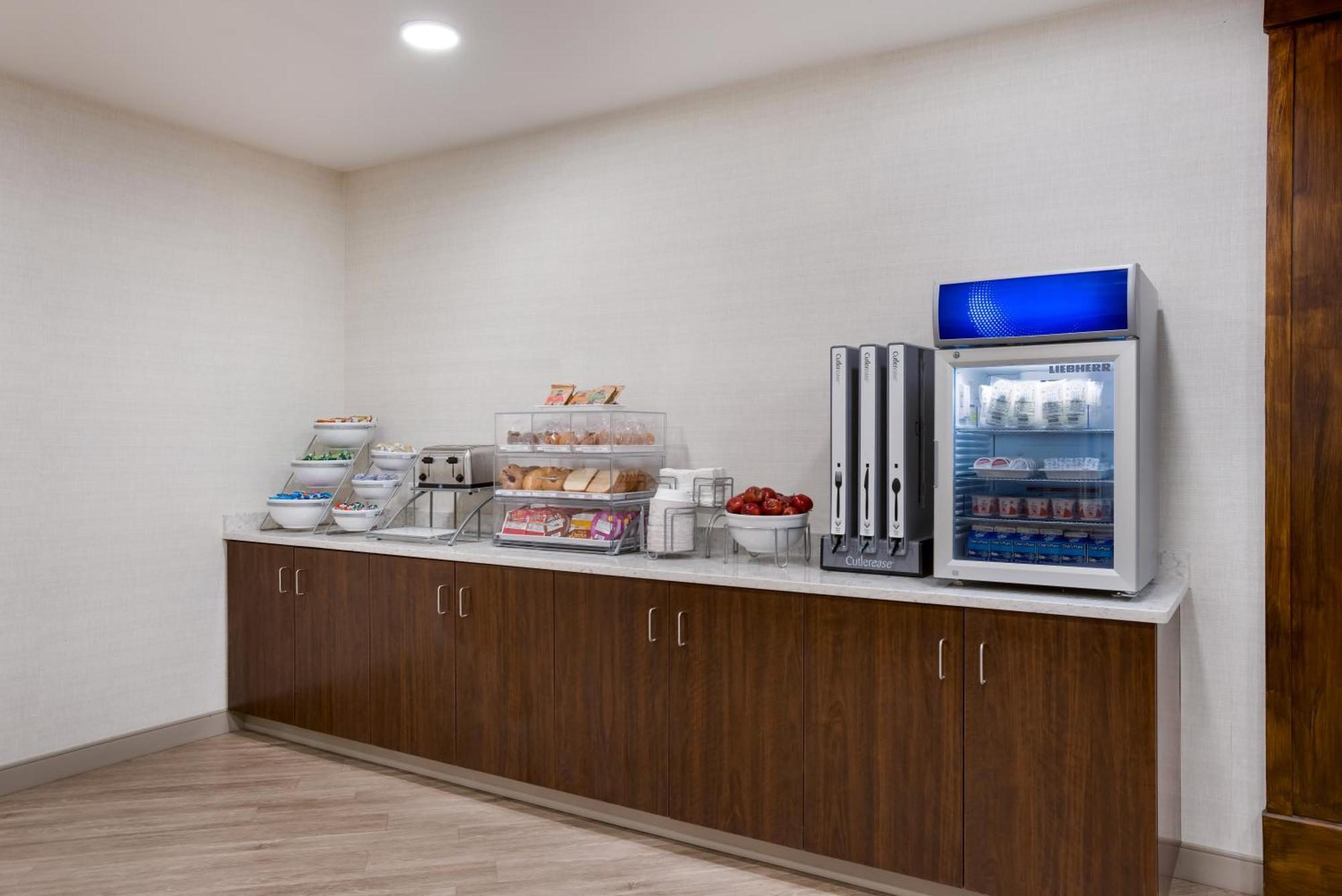 Comfort Inn & Suites 게이로드 외부 사진